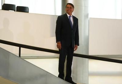 Aliados focam em agenda econômica para Bolsonaro evitar assunto urnas