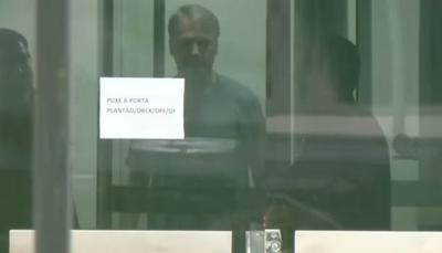 Condenado e preso, Bolsonaro seguirá recebendo R$ 100 mil em salário, aposentadoria e pensão