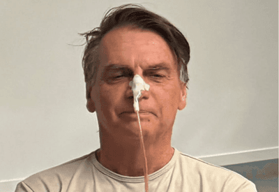 Bolsonaro volta a comer por via oral após duas semanas internado