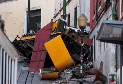 Sobe para 17 o número de mortos em acidente com bondinho em Lisboa