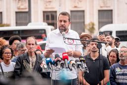 Boulos lê "carta ao povo de São Paulo" em tentativa de diminuir rejeição