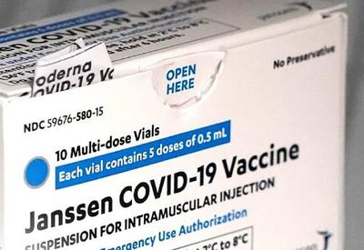 Ministro da Saúde anuncia chegada em junho de 3 milhões de doses da Janssen