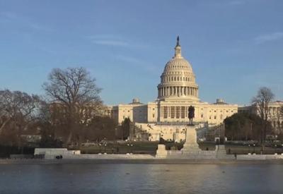 Câmara dos EUA aprova projeto que suspende teto da dívida pública