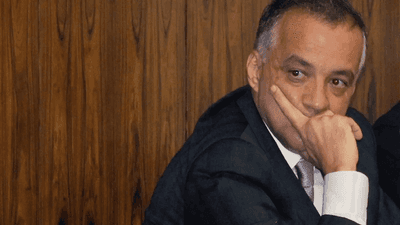 Carlinhos Cachoeira é preso pela PF em Congonhas