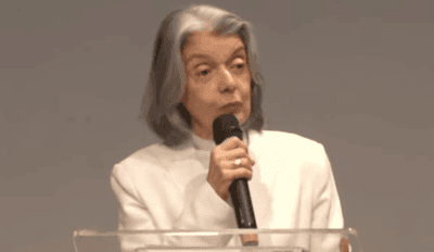 Democracia é frágil e está na cesta básica dos direitos, diz Cármen Lúcia