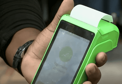 Mais de 70% dos foliões vão usar o celular para pagar as contas no Carnaval, segundo pesquisa