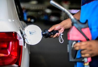 Preço médio da gasolina tem alta na primeira semana do ano