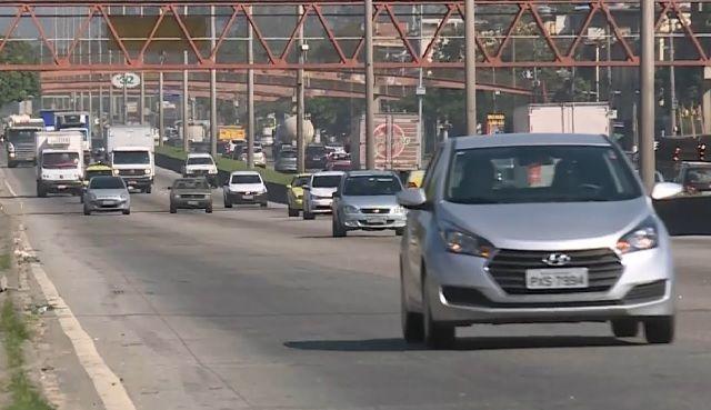 Aumento no número de carros roubados recuperados preocupa autoridades no Rio; entenda