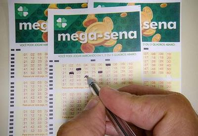 Prêmio da Mega-Sena acumula e vai a R$ 76 milhões
