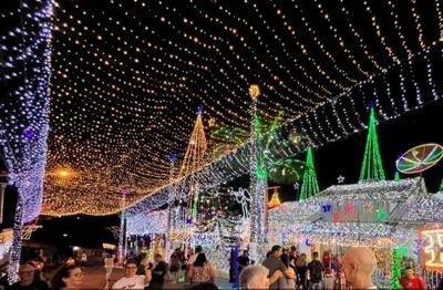 Casa mais iluminada do Brasil está pronta para o Natal