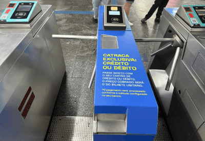 Pagamento por aproximação supera 700 mil usos em um mês nas estações de trem de SP