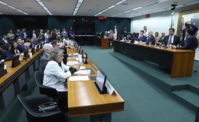 PEC da Segurança é aprovada na CCJ da Câmara e segue para comissão especial