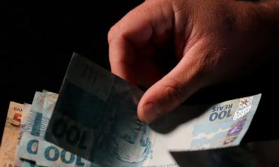 Comissão aprova regras ao Orçamento para 2025 com salário mínimo a R$ 1502 