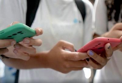 Governo cria nova regra de classificação indicativa para aplicativos e plataformas digitais