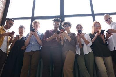  Brasil tem mais celulares que habitantes e mercado atrai novas marcas