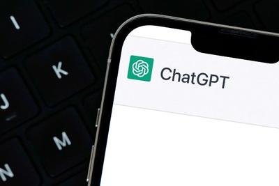 ChatGPT: OpenAI lança GPT-5 com foco em desempenho empresarial e respostas mais inteligentes