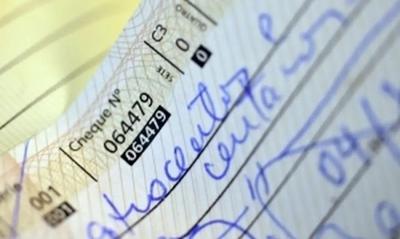 Uso de cheques no Brasil tem queda de 96% desde 1995, segundo Febraban