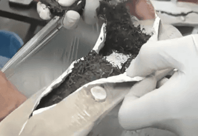 Mãe tenta levar maconha escondida em chinelo para filho preso no DF
