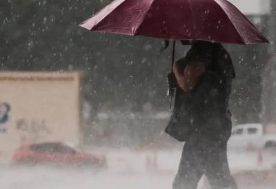 Chuva persiste e mantém São Paulo em estado de atenção para alagamentos