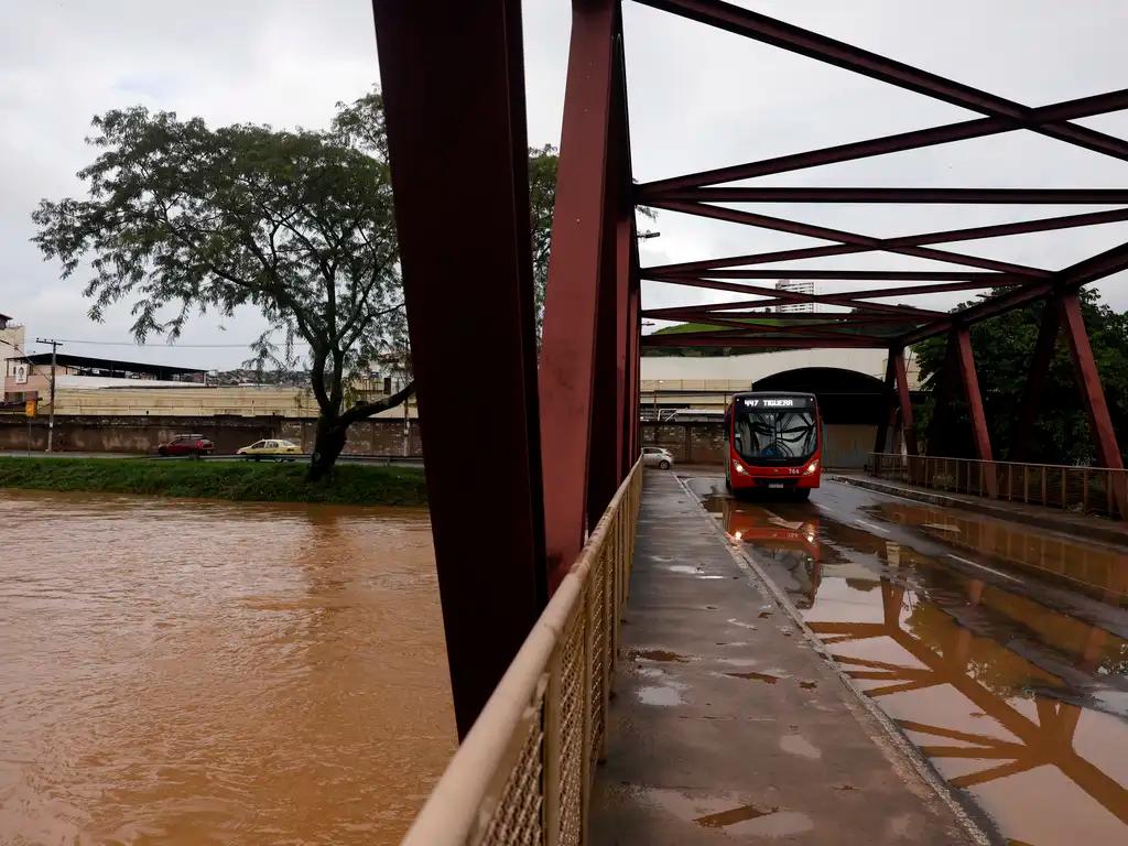 Alerta vermelho: MG e outros 5 estados do país seguem em grande perigo para acumulado de chuva