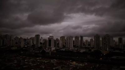 Brasil Agora: Chuva preta assusta moradores do Rio Grande do Sul