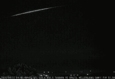 Chuva de meteoros é registrada durante a madrugada no Rio Grande do Sul