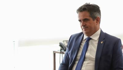 Ciro Nogueira recebia R$ 300 mil por mês de Vorcaro, diz investigação
