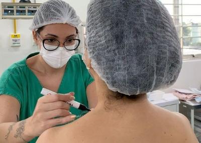 Lula sanciona lei que garante cirurgia reparadora de mamas pelo SUS e planos de saúde