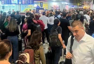 Aeroporto de Congonhas (SP) cancela voos nesta sexta-feira (8) após chuva