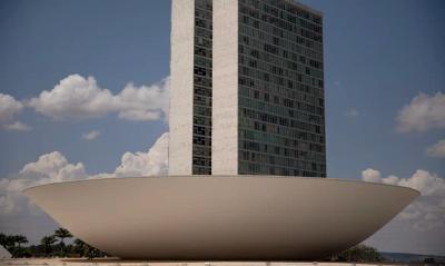 Senado adia votação sobre mudanças na Lei da Ficha Limpa