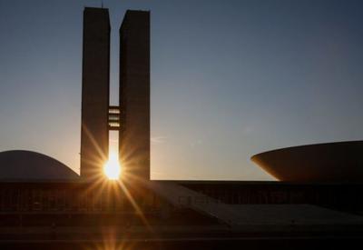 Desafios e incertezas aguardam deputados e senadores em 2025