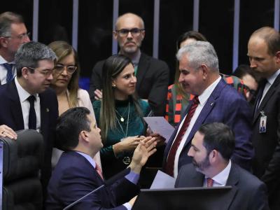 Com três meses de atraso, Congresso Nacional aprova Orçamento de 2025