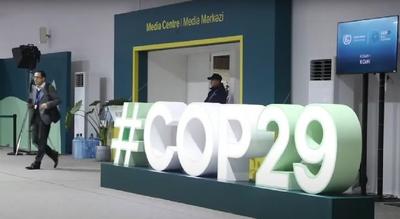 COP29: acordo define meta de US$ 300 bilhões anuais para combater mudanças climáticas