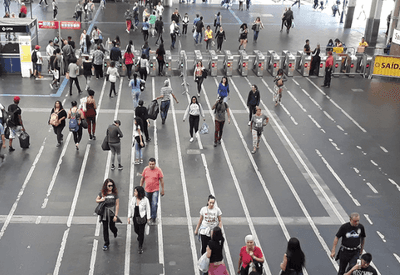 Pagamento por aproximação nas catracas será adotado em todas as estações da CPTM
