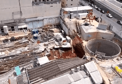 Deslizamento de terra provoca cratera em obra do Metrô de SP