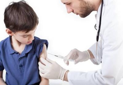 Agência Europeia autoriza vacina da Pfizer para crianças a partir dos 5 anos