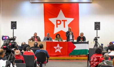 PT espera 2,9 milhões de filiados para eleição neste domingo