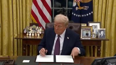 Governo Trump revoga status de proteção para venezuelanos: "Sacos de lixo", diz secretária