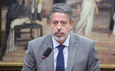 Com aval de Lira, projeto para isenção do IR mantém imposto mínimo de 10% sobre altas rendas