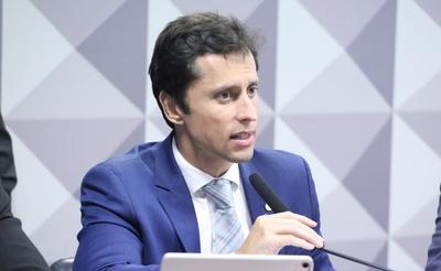 "Cada comissão tem um papel autônomo”, diz vice-presidente da CPMI do INSS sobre depoimento antecipado de Vorcaro