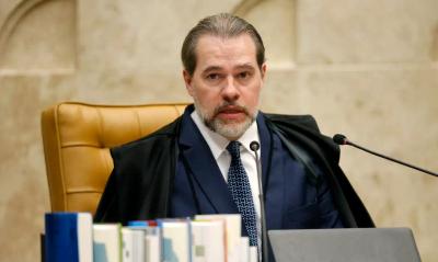 Ministro Dias Toffoli é internado com inflamação nos pulmões