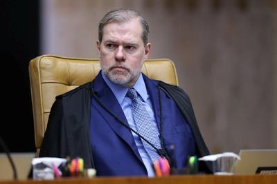 Toffoli dá 10 dias para Câmara explicar tramitação da “PEC da Blindagem”