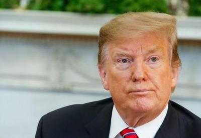 Promotor pede arquivamento de casos criminais contra Donald Trump 