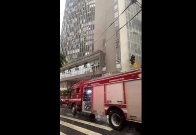 Subsolo do famoso edifício Itália pega fogo em São Paulo