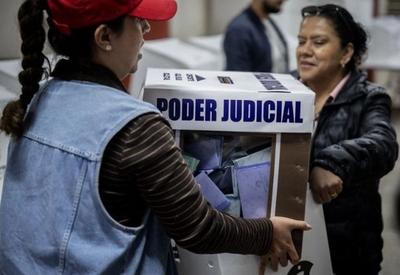 México faz primeira eleição direta para juízes em meio a críticas e baixa participação