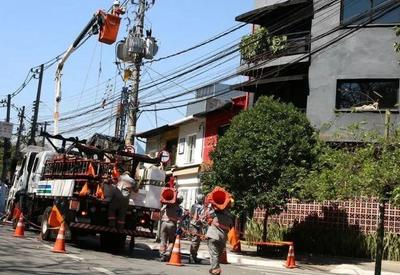 Mais de 35 mil casas estão sem luz na região metropolitana de São Paulo 