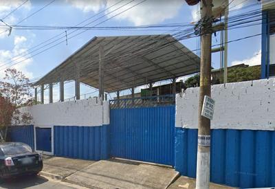 Adolescente armado com faca invade escola em Cotia, na Grande São Paulo