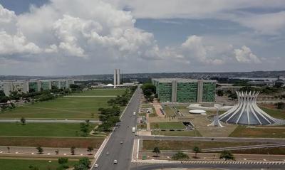 Oposição tenta emplacar reforma administrativa