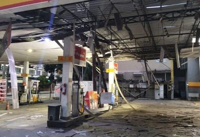 Criminosos usam explosivos para roubar cofre em posto de combustíveis no Rio