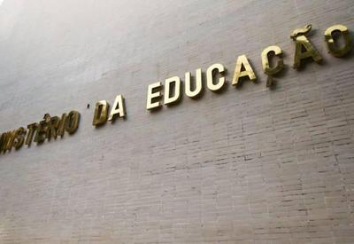 Universidades devem voltar com aulas presenciais em 1º de março, diz MEC